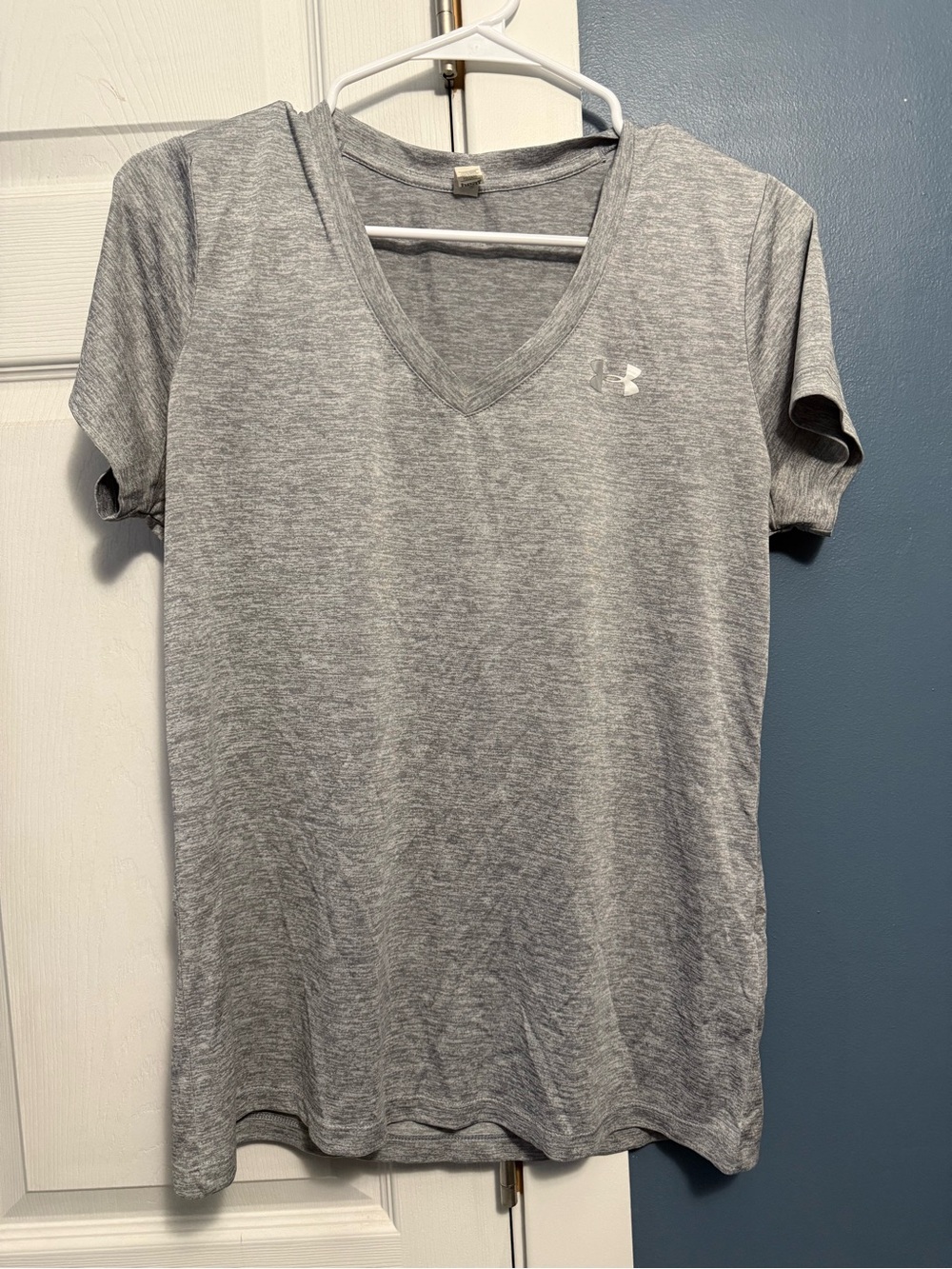 Under Armour Heather Gray V-Neck Athletic Tee